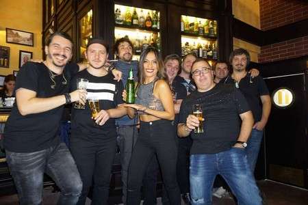 trupa jukebox live alex vasilache bella santiago trupe formatii de nunta botez aniversari petreceri private