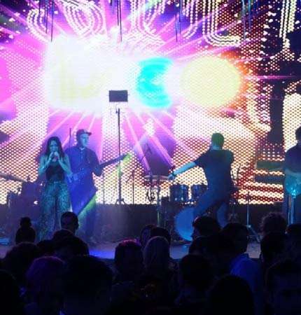 trupa jukebox live music corporate party bella santiago alex vasilache formatii coveruri petrecere firma